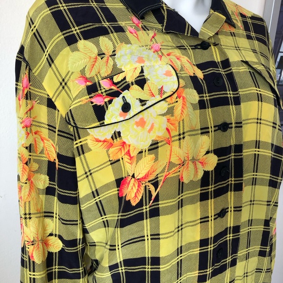 ESCADA VINTAGE LUXURY SILK BLOUSE - Picture 3 of 13